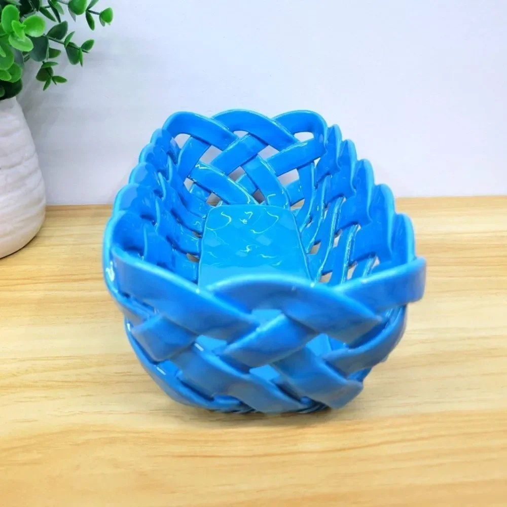 Handmade Italian Ceramic Lattice Basket – PRIMO GI, Bright Blue